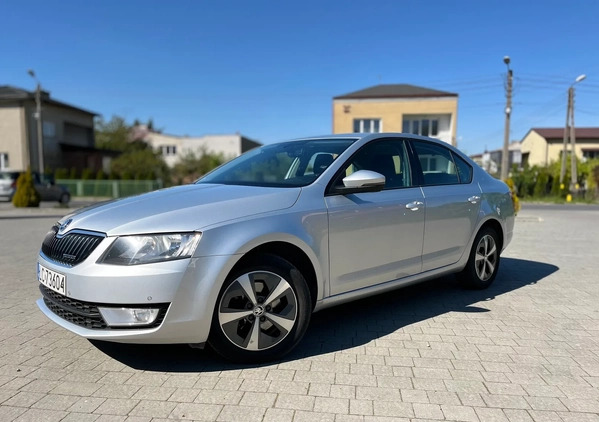 Skoda Octavia cena 34900 przebieg: 250000, rok produkcji 2014 z Lublin małe 497